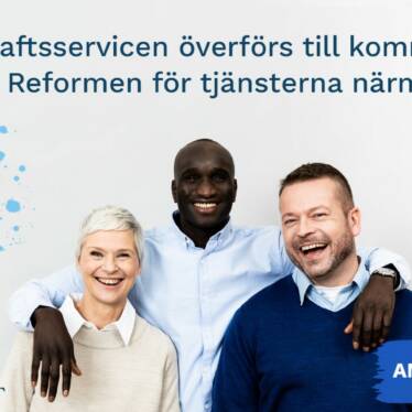 Bilden har texten Arbetskraftsservicen överförs till kommunerna 1.1.2025. Reformen för tjänsterna närmare dig.